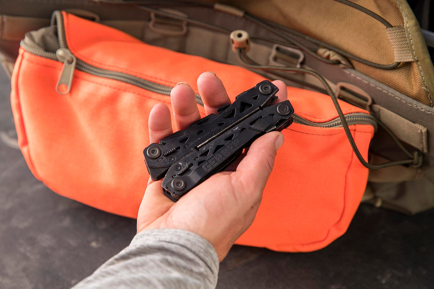 Gerber Gear Suspension-NXT 15-in-1 EDC Multi tool with Pocket Knife, Needle Nose Pliers and Wire Stripper Tools, Gifts for Men, Survival and Camping Gear, Stainless Steel